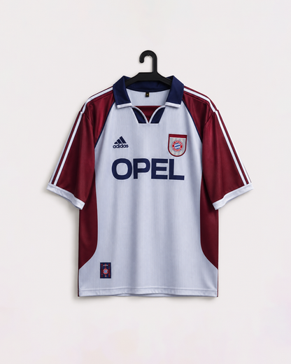 BAYER MUNICH 1998/99 THIRD KIT EMBROIDERY FIVE SLEEVE MATTHAUS